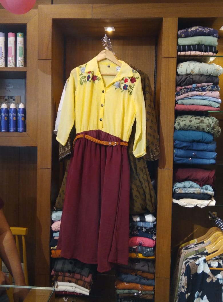 Lillie & Lee-Dress To Impress